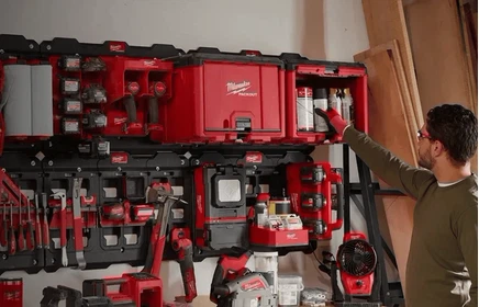 Jakie elektronarzędzia powinny być na wyposażeniu u elektryka?